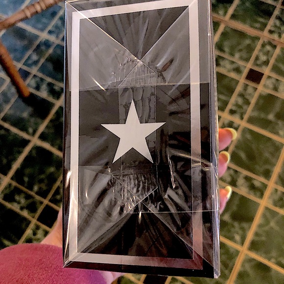 Glamglow YOUTHMUD® Glow Stimulating Treatment Mask - Picture 4 of 4